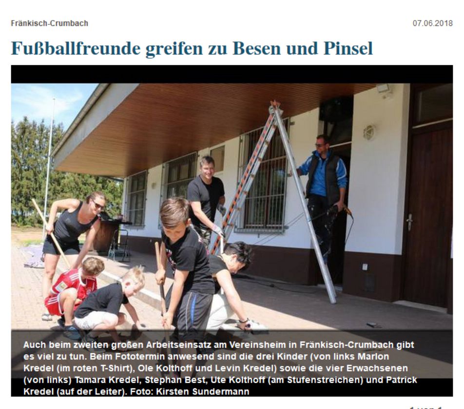 Fußballfreunde greifen zu Besen und Pinsel